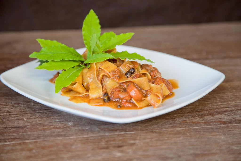 TAGLIATELLE_AL_CINGHIALE_RISTORANTE_LA_CASTELLANA_MONTEFIORALLE